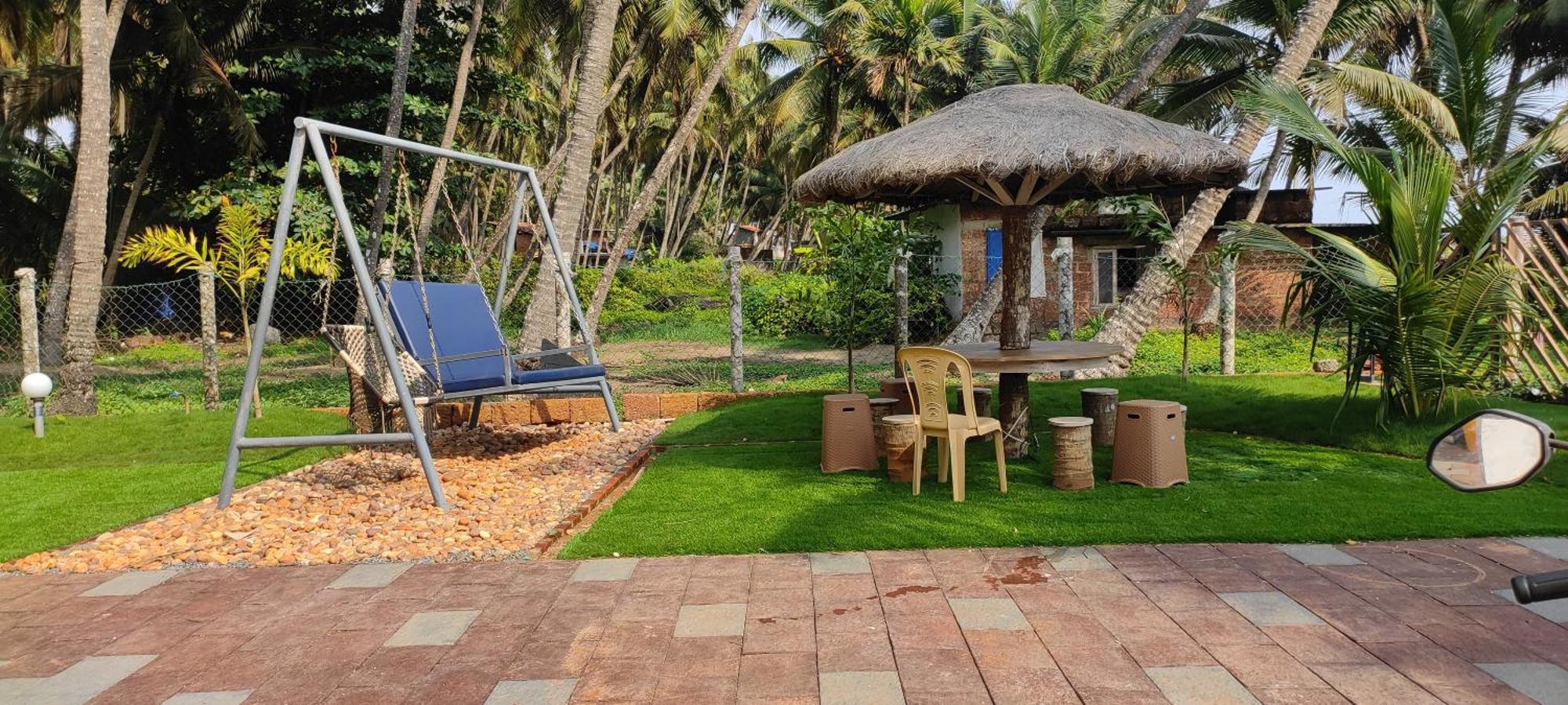 Corniche Beach Resort Mulappilangād Pokój zdjęcie